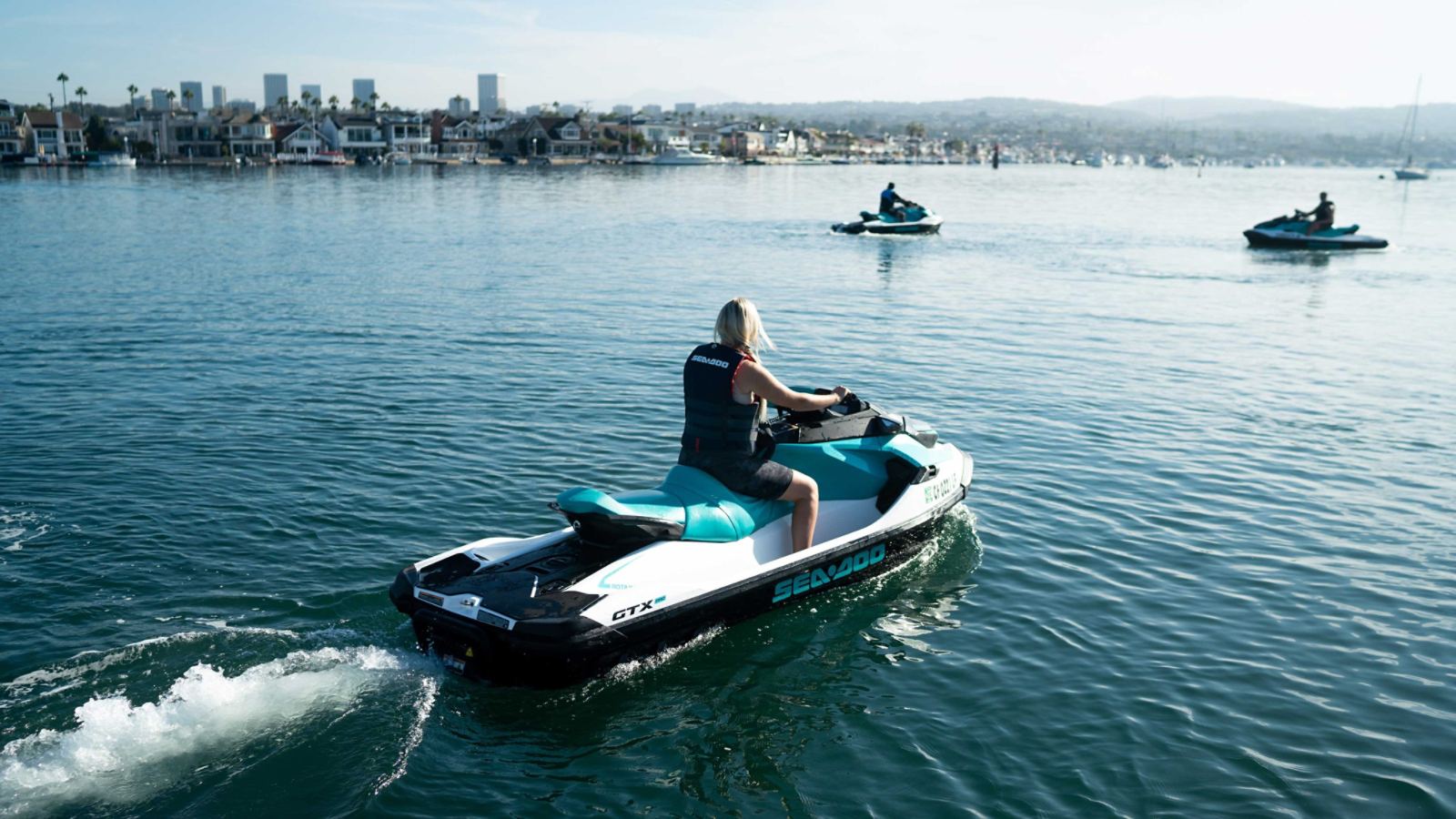 Sea-Doo GTX против Yamaha FX: битва туринговых платформ
